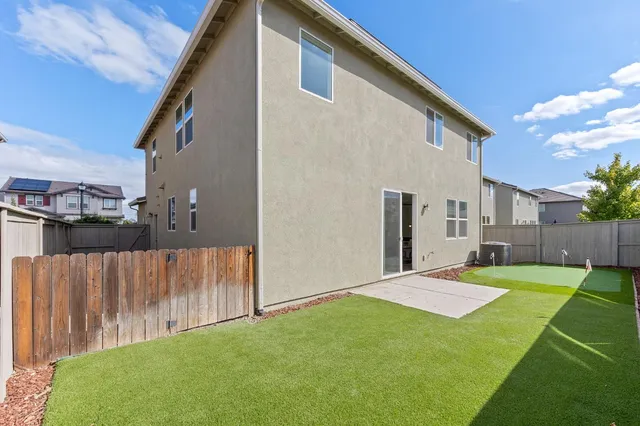 $629,000 | 1414 St Louis Way, Woodland, CA 95776