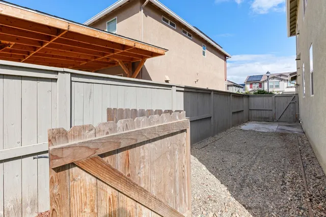 $629,000 | 1414 St Louis Way, Woodland, CA 95776