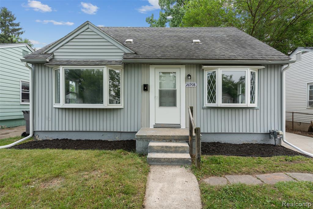 26908 Kitch Street Inkster, MI 48141 - Photo 1 of 22