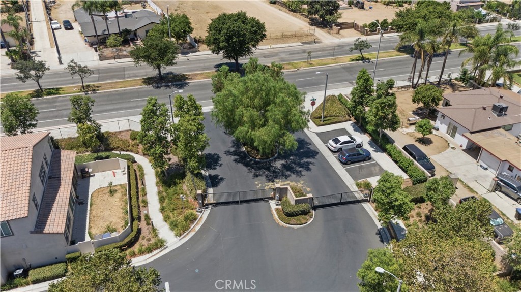 5738 Sacra Way Riverside, CA 92505 - Photo 25 of 28 Community gated access