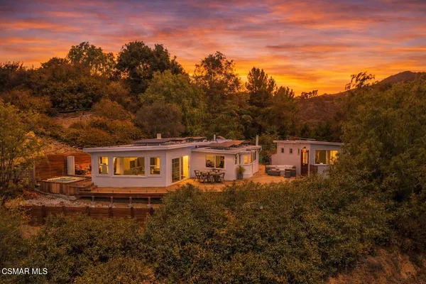 $1,425,000 | 2016 Mt Prospect Drive, Topanga, CA 90290