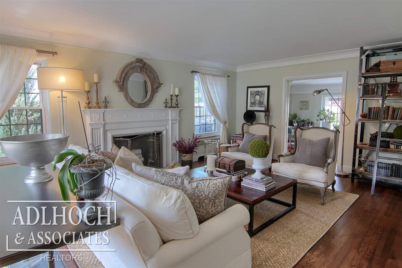806 Pemberton Road Grosse Pointe, MI 48230 - Photo 3 of 27