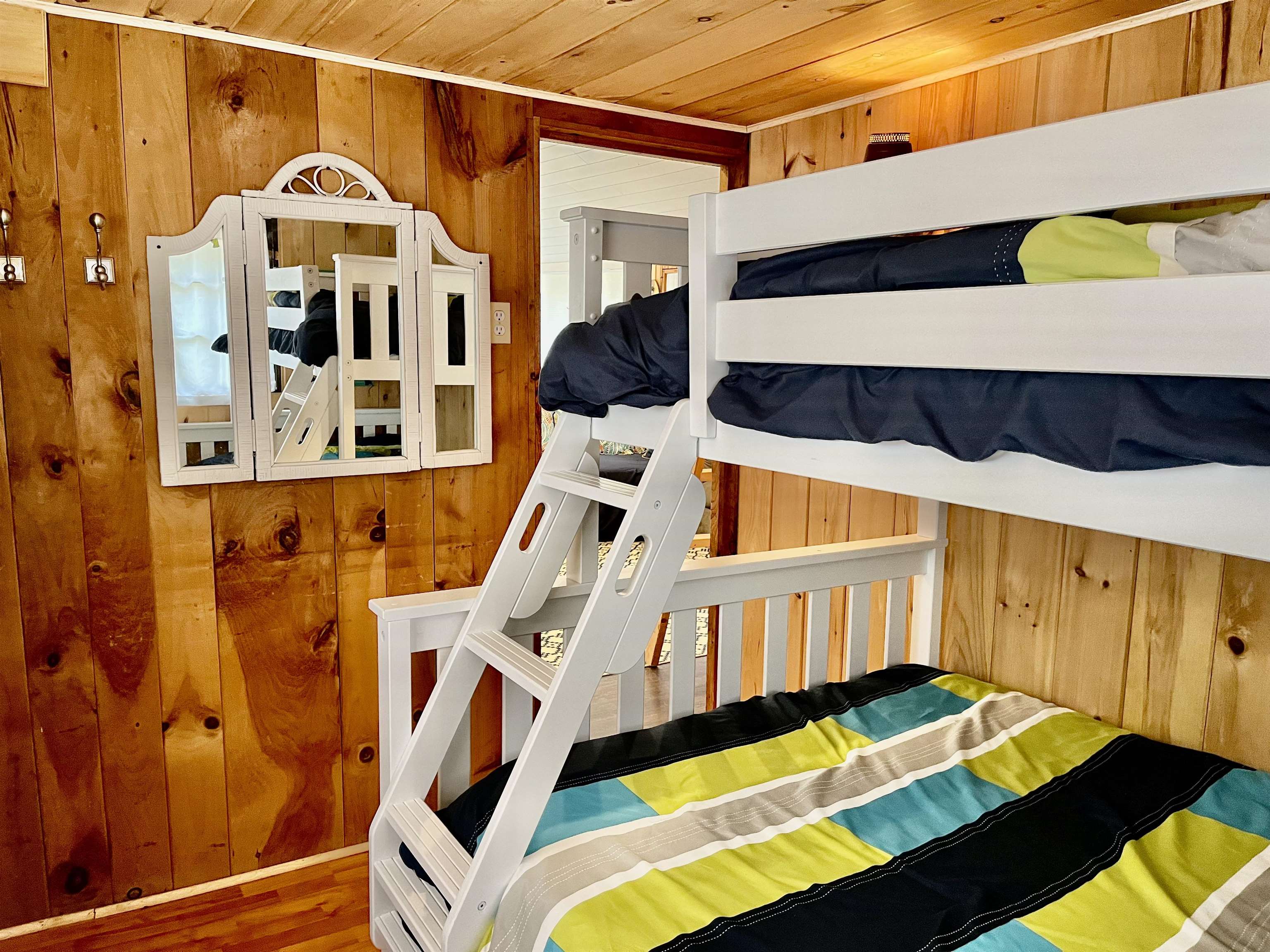 7 Greenwood Road, Unit 4 Mirror Lake, NH 03853 - Photo 16 of 39 Gallery Image 16
