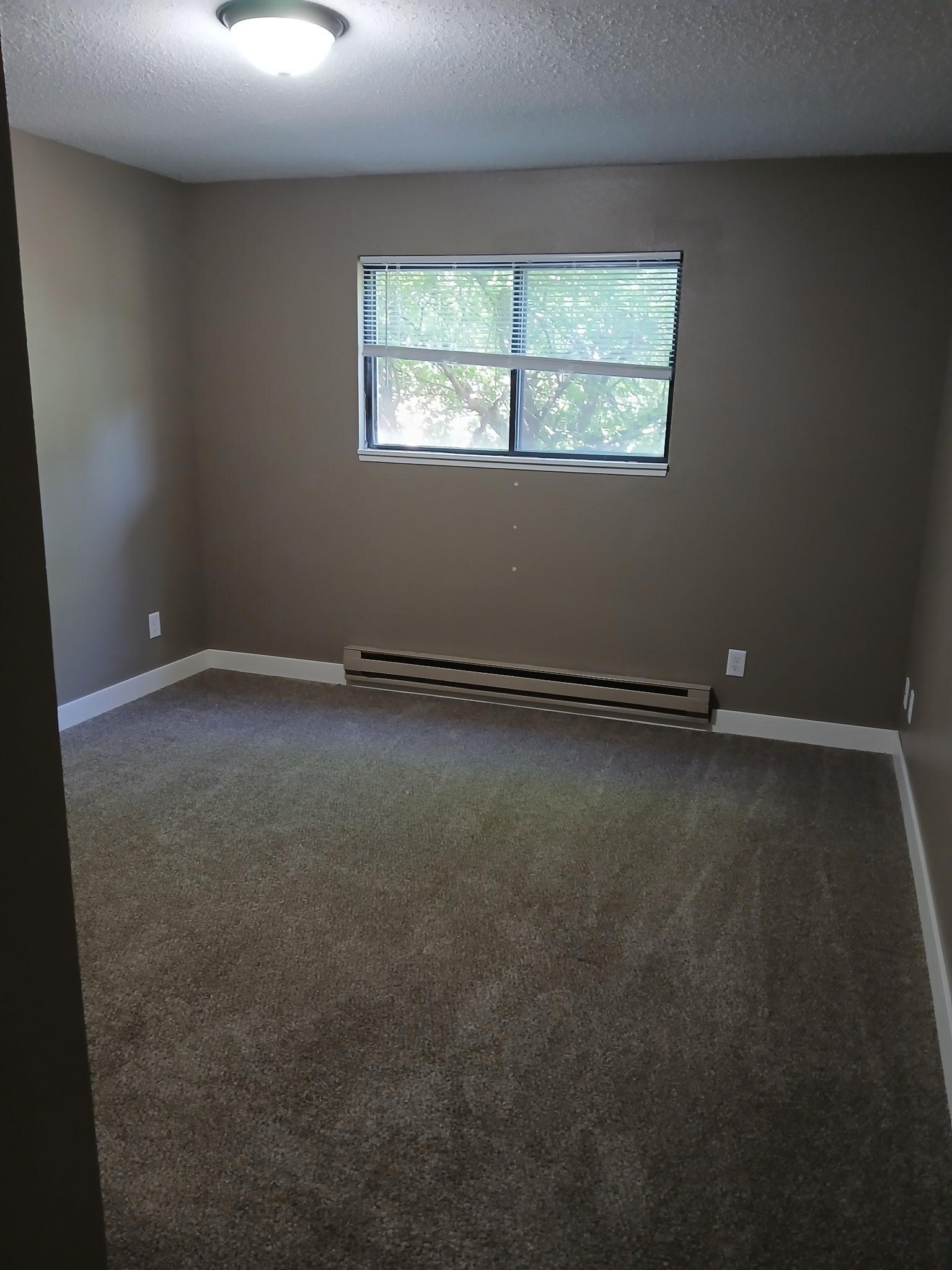 901 Country Club Drive, Unit 302 Marshall, MN 56258 - Photo 6 of 12