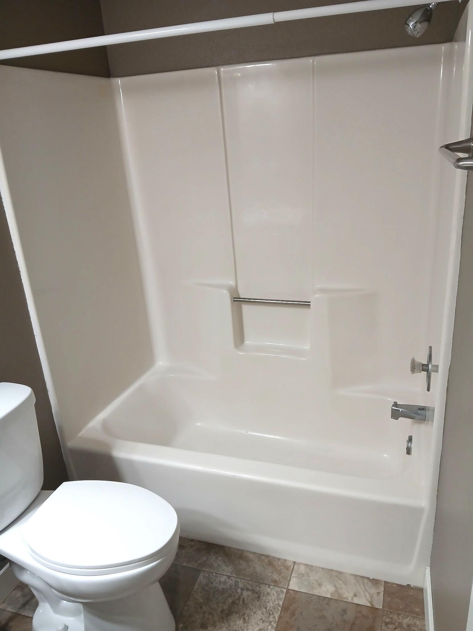 901 Country Club Drive, Unit 302 Marshall, MN 56258 - Photo 8 of 12