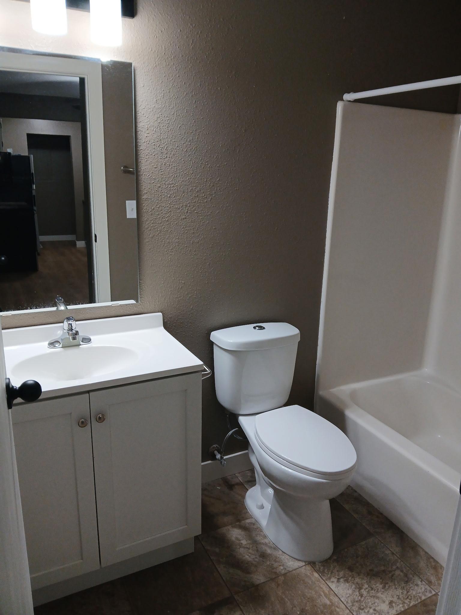 901 Country Club Drive, Unit 302 Marshall, MN 56258 - Photo 9 of 12