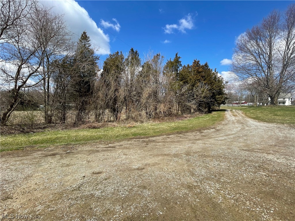 1834 Waterloo Road Mogadore, OH 44260 - Photo 12 of 26 Separate driveway