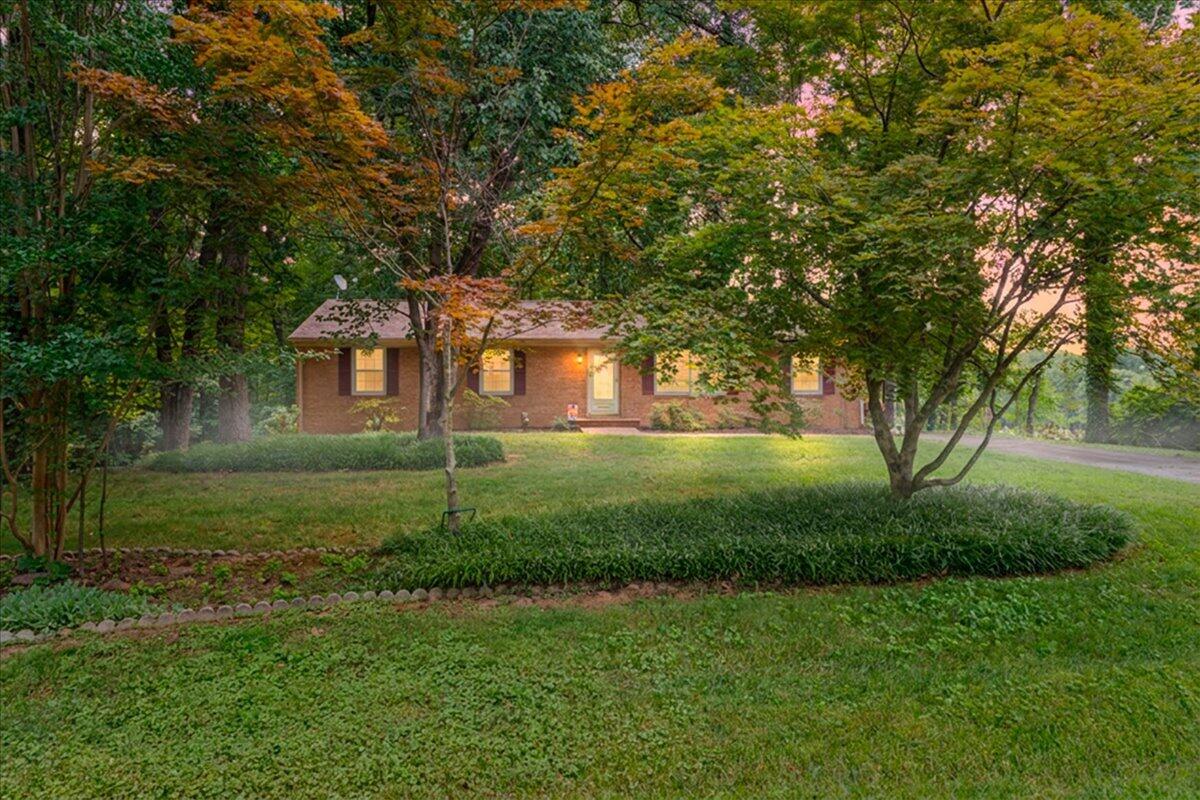 36 Cedarbrook Lane Blue Ridge, VA 24064 - Photo 2 of 33 02-DSC4416