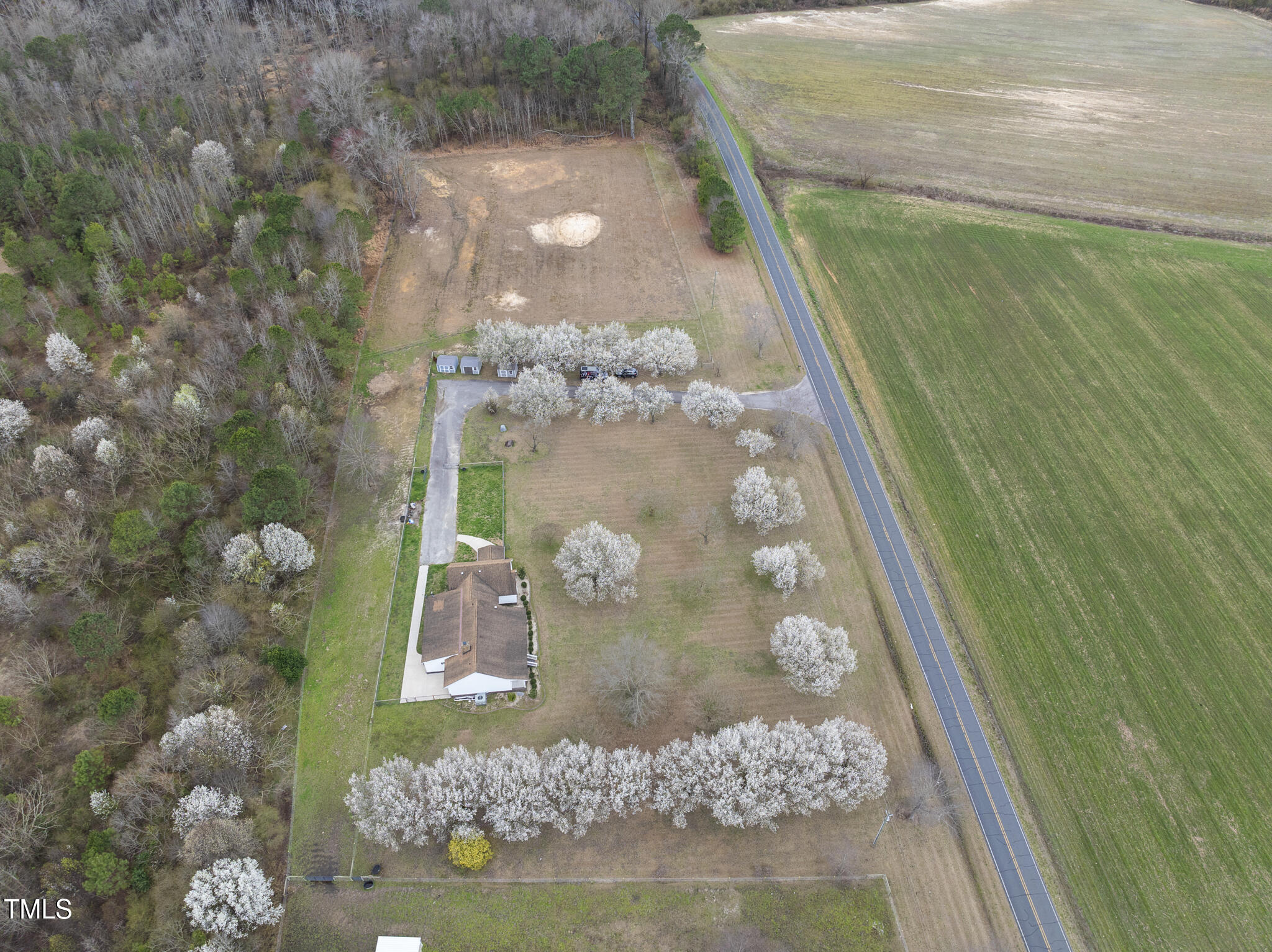 582 Ebenezer Church Road Coats, NC 27521 - Photo 54 of 62 DJI_20250310143423_0017_D