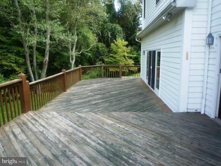 3610 Jackson Cabin Road Phoenix, MD 21131 - Photo 20 of 29 a view of balcony and deck
