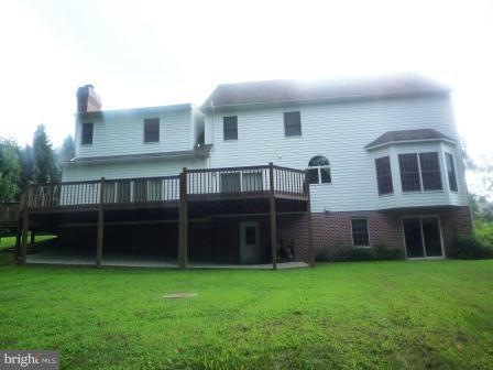 3610 Jackson Cabin Road Phoenix, MD 21131 - Photo 3 of 29 a view of an house with backyard space and balcony