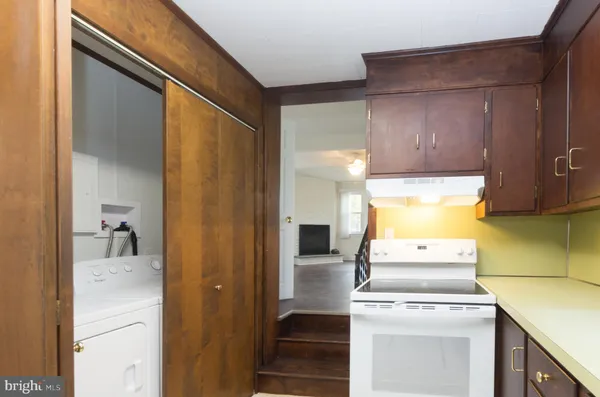 $2,400 | 431 Main Street, Royersford, PA 19468