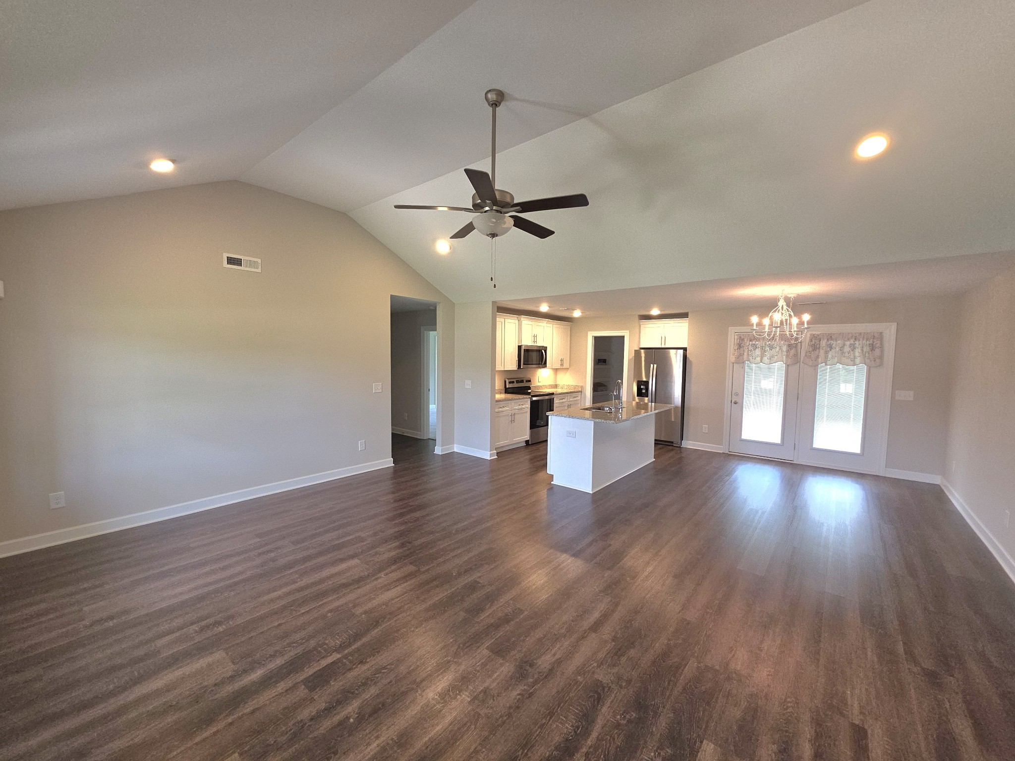 17 Pinnacle Point Lane Tullahoma, TN 37388 - Photo 4 of 17