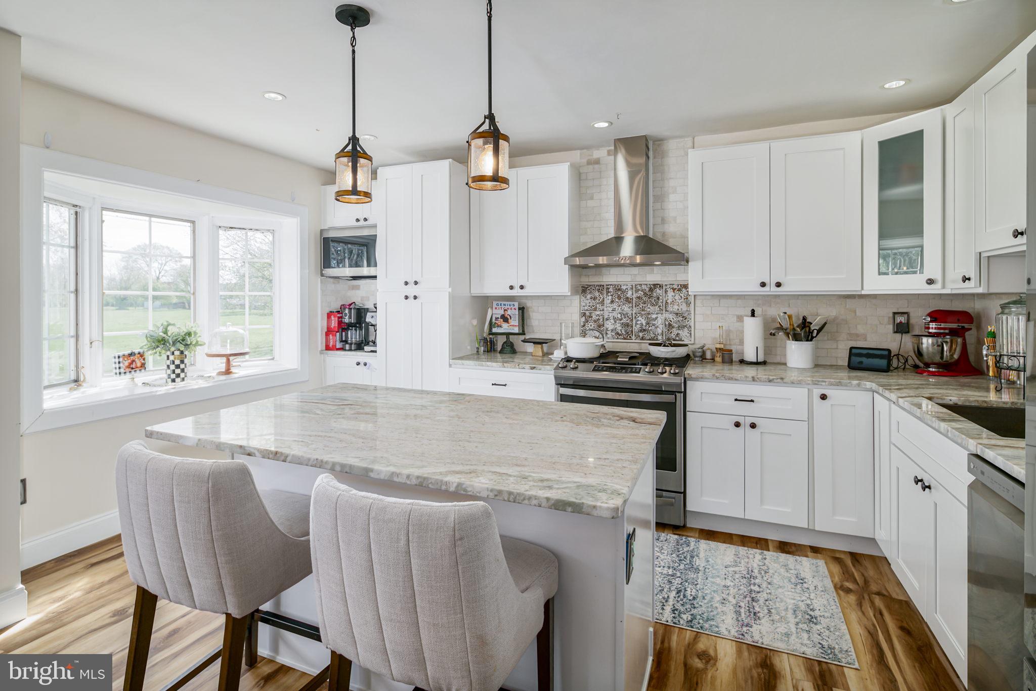 12544 Fedor Road Philadelphia, PA 19154 - Photo 4 of 31