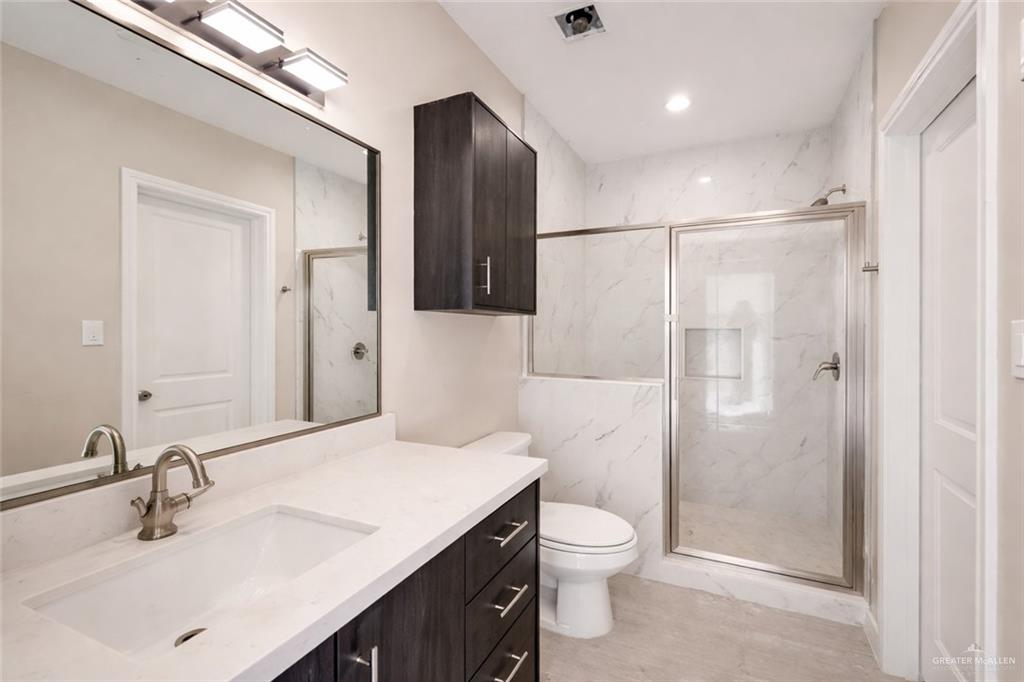 196 Farrell Road, Unit 3 OR 4 Weslaco, TX 78596 - Photo 4 of 11 Enhanced and virtually staged.