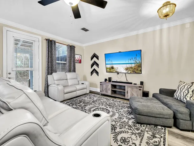 $2,100 | 35 Talon Court, Santa Rosa Beach, FL 32459