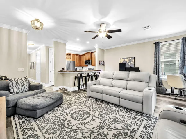 $2,100 | 35 Talon Court, Santa Rosa Beach, FL 32459