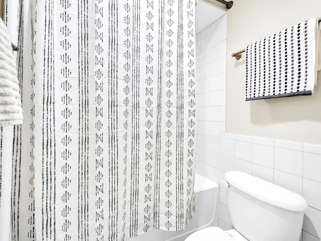 $2,100 | 35 Talon Court, Santa Rosa Beach, FL 32459