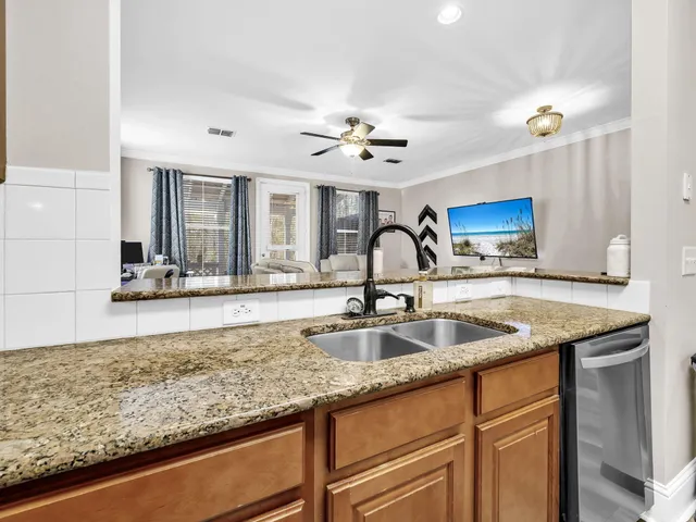 $2,100 | 35 Talon Court, Santa Rosa Beach, FL 32459