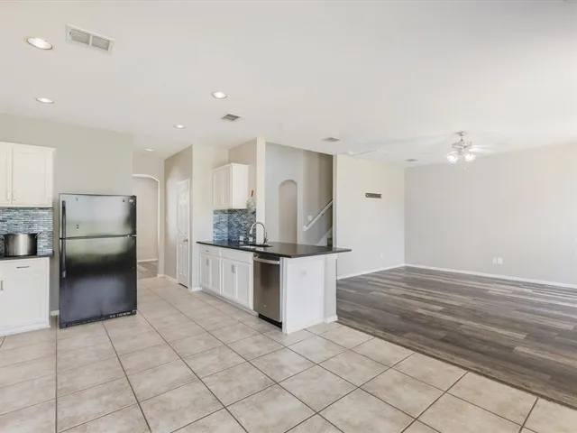 $330,000 | 2009 Cooper Ridge Lane, Heartland, TX 75126