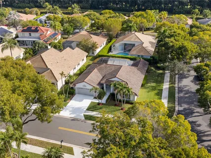 $1,075,000 | 833 Heron Road, Weston, FL 33326