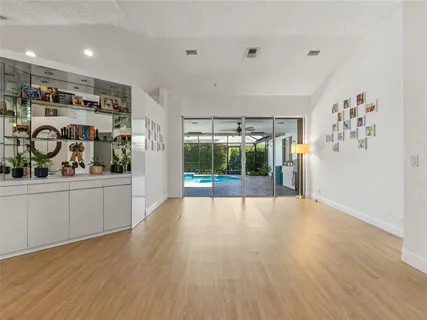 $1,075,000 | 833 Heron Road, Weston, FL 33326