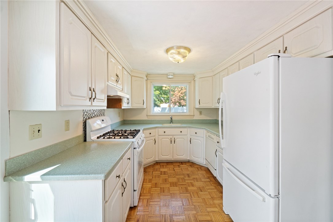 317 Sand Pond Road Warwick, RI 02888 - Photo 11 of 25
