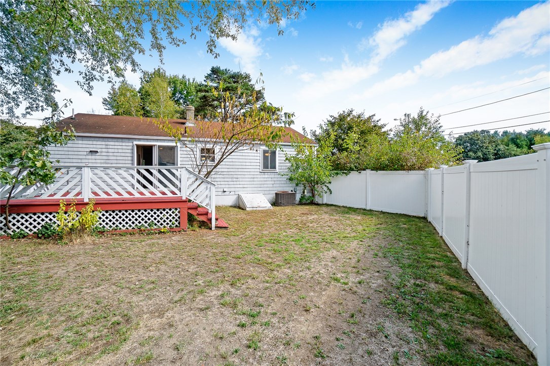 317 Sand Pond Road Warwick, RI 02888 - Photo 6 of 25