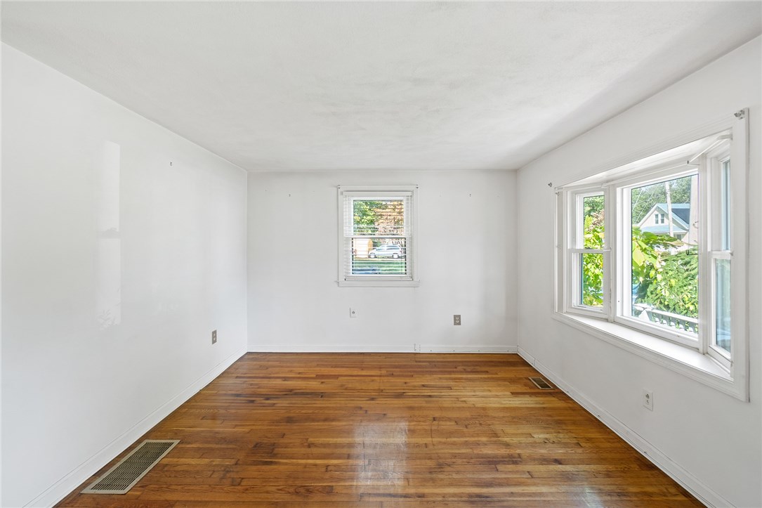 317 Sand Pond Road Warwick, RI 02888 - Photo 8 of 25