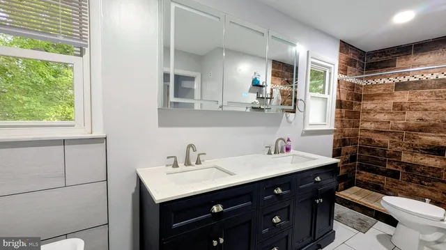 $484,999 | 922 Petinot Place, Stevensville, MD 21666