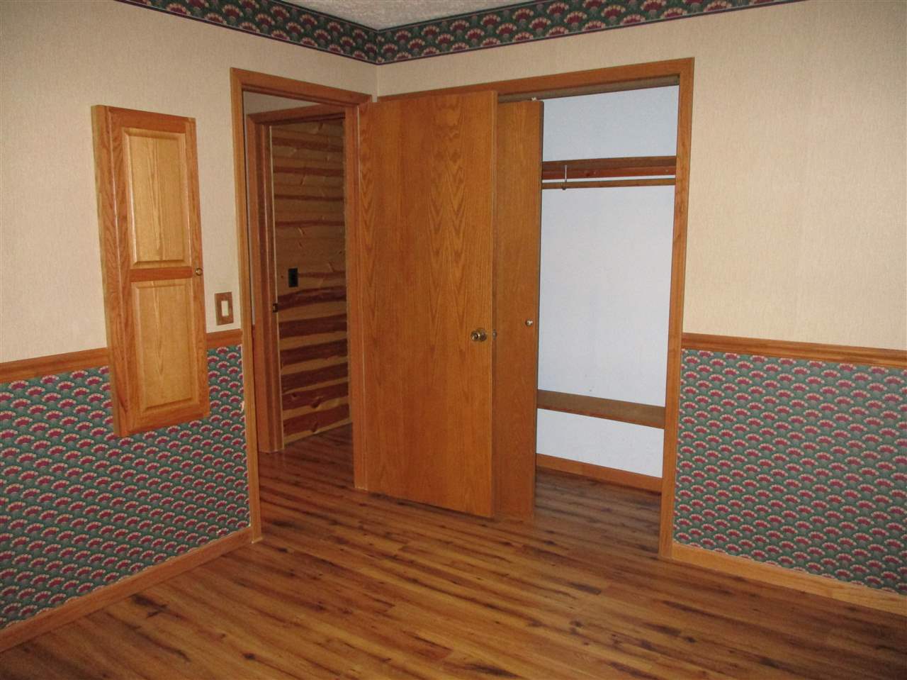 4925 East Allen Road Webberville, MI 48892 - Photo 18 of 43 50008777-17.JPG