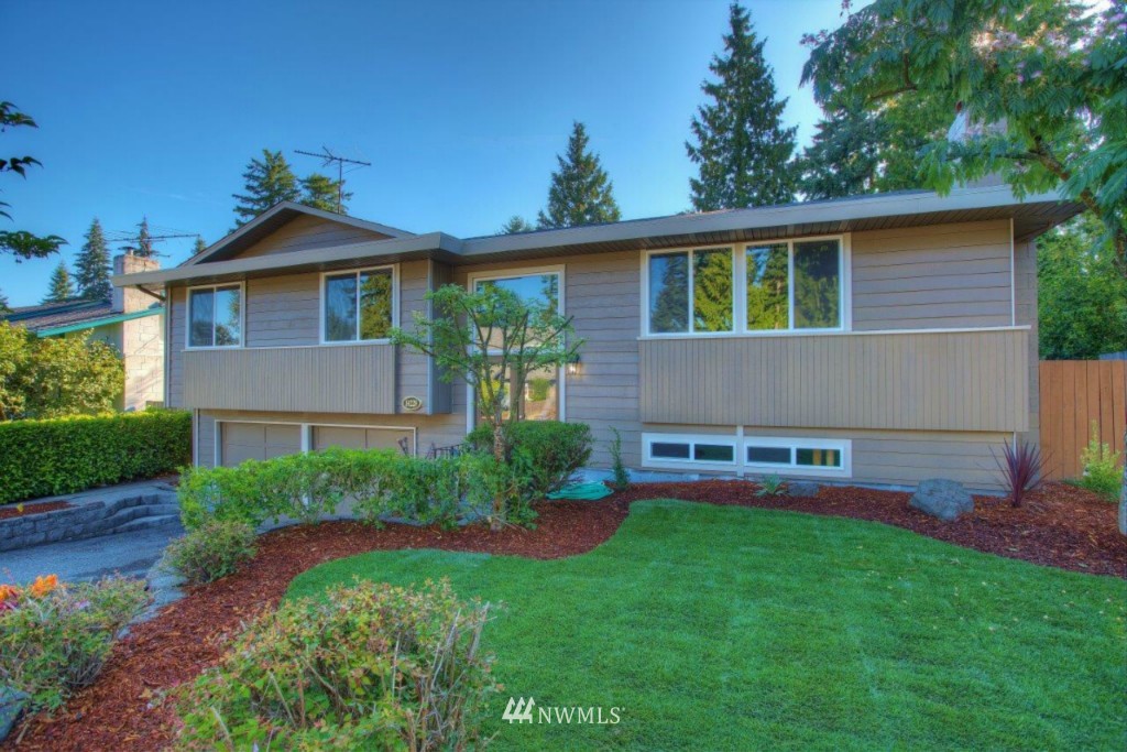 14228 145th Place Southeast Renton, WA 98059 - Photo 2 of 15 Gallery Image 2