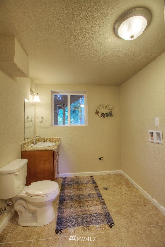 14228 145th Place Southeast Renton, WA 98059 - Photo 13 of 15 Gallery Image 13