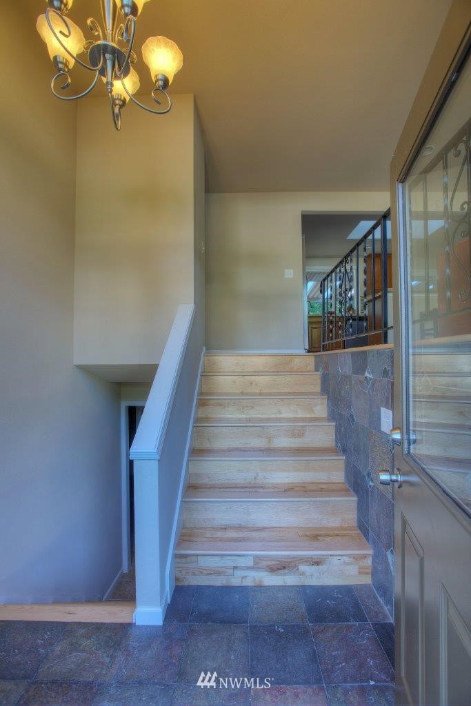 14228 145th Place Southeast Renton, WA 98059 - Photo 10 of 15 Gallery Image 10