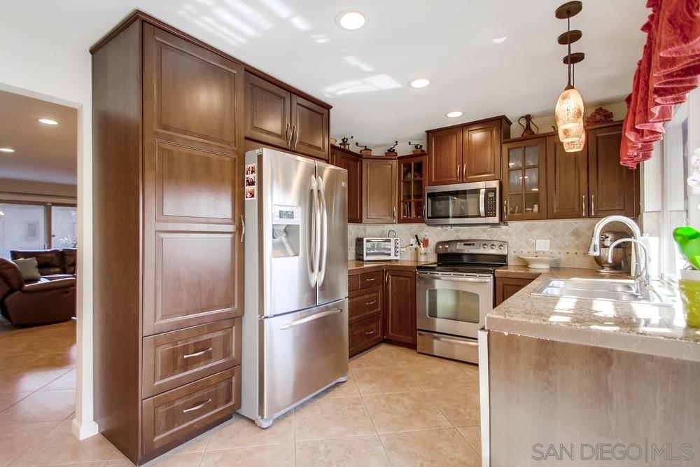 17577 Matinal Road, Unit 23 San Diego, CA 92127 - Photo 11 of 25