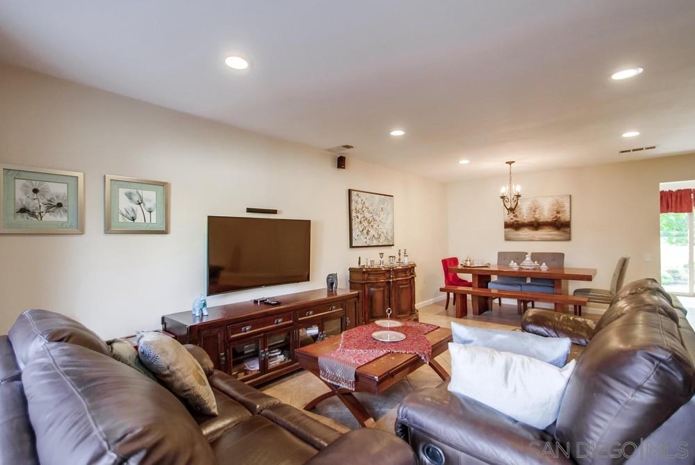 17577 Matinal Road, Unit 23 San Diego, CA 92127 - Photo 5 of 25