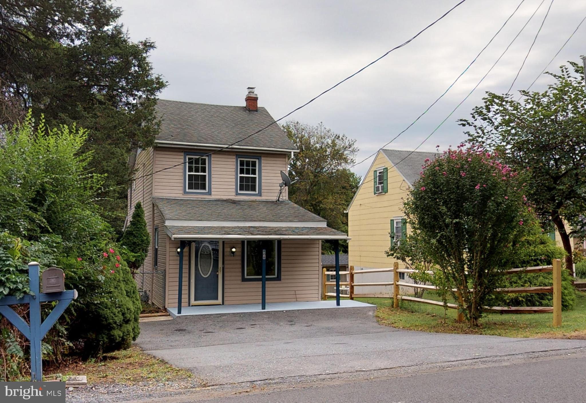 808 Public Road Bethlehem, PA 18015 - Photo 1 of 31 Gallery Image 1