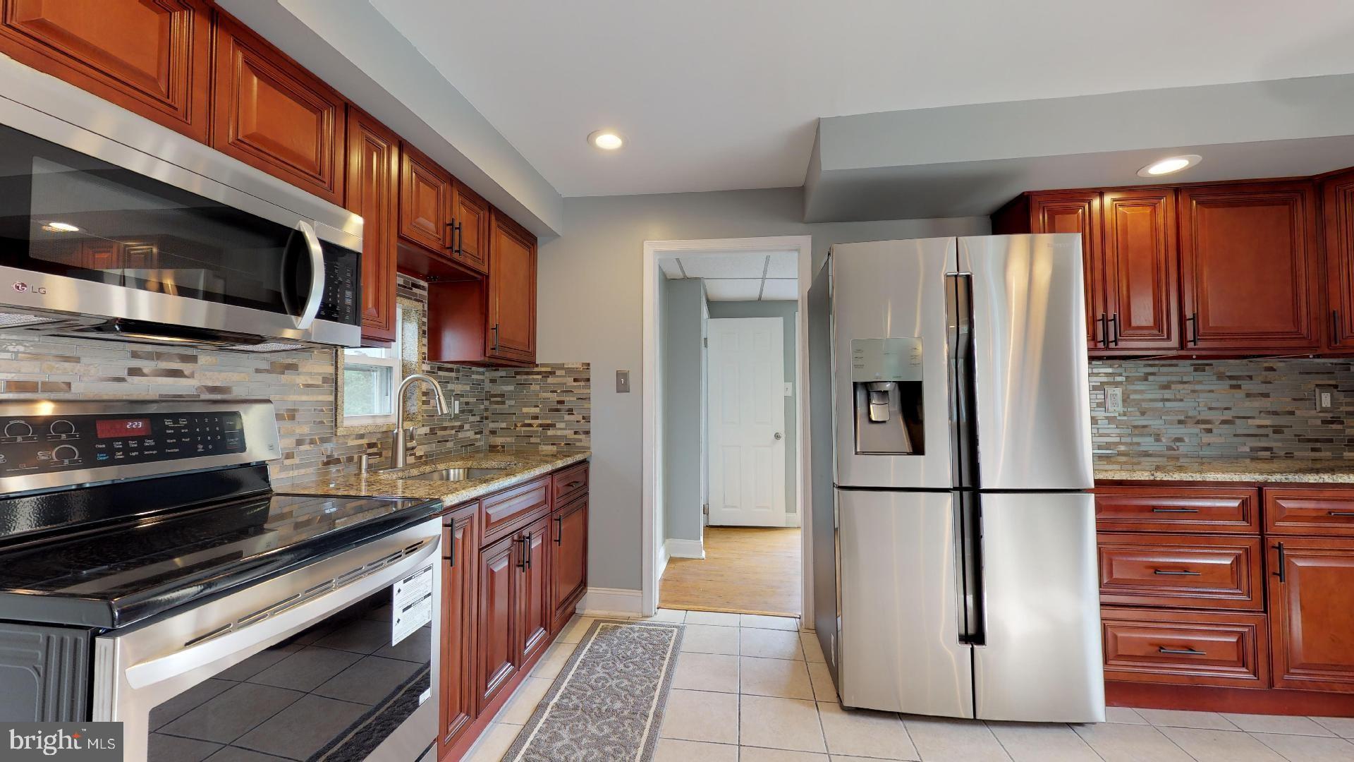 808 Public Road Bethlehem, PA 18015 - Photo 7 of 31 Gallery Image 7