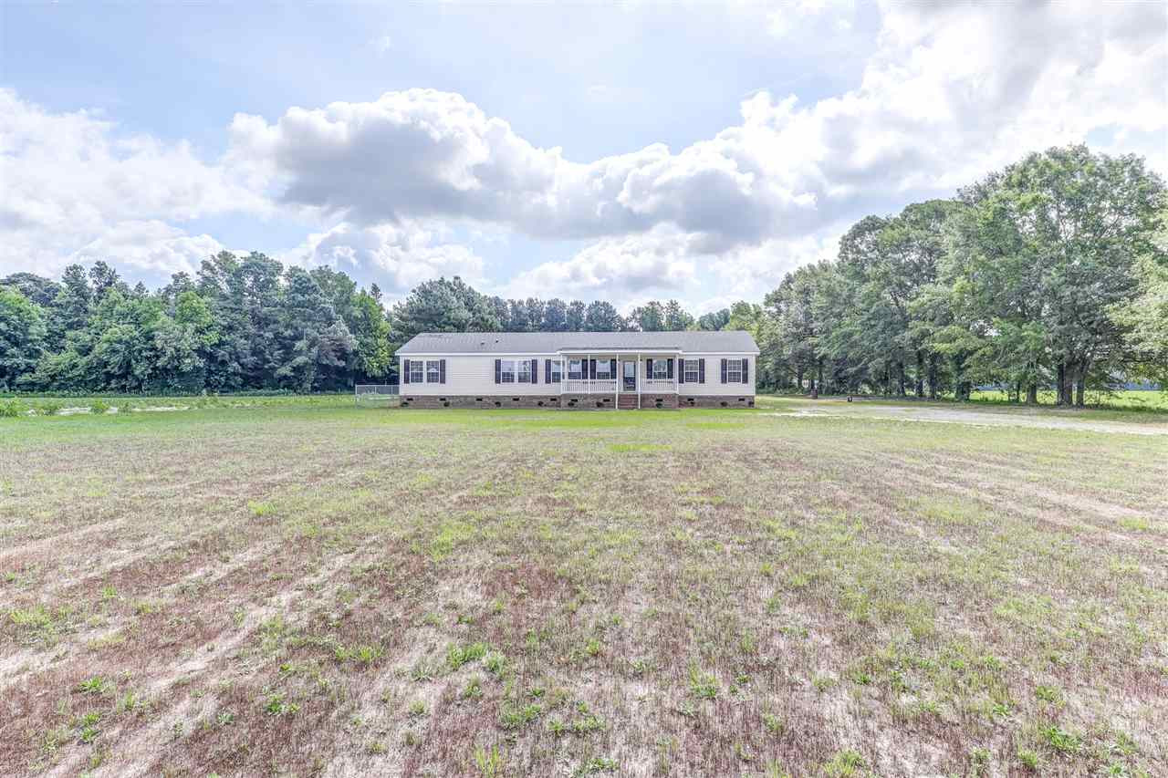 175 T T-Bar Road Benson, NC 27504 - Photo 3 of 25 Photo 3