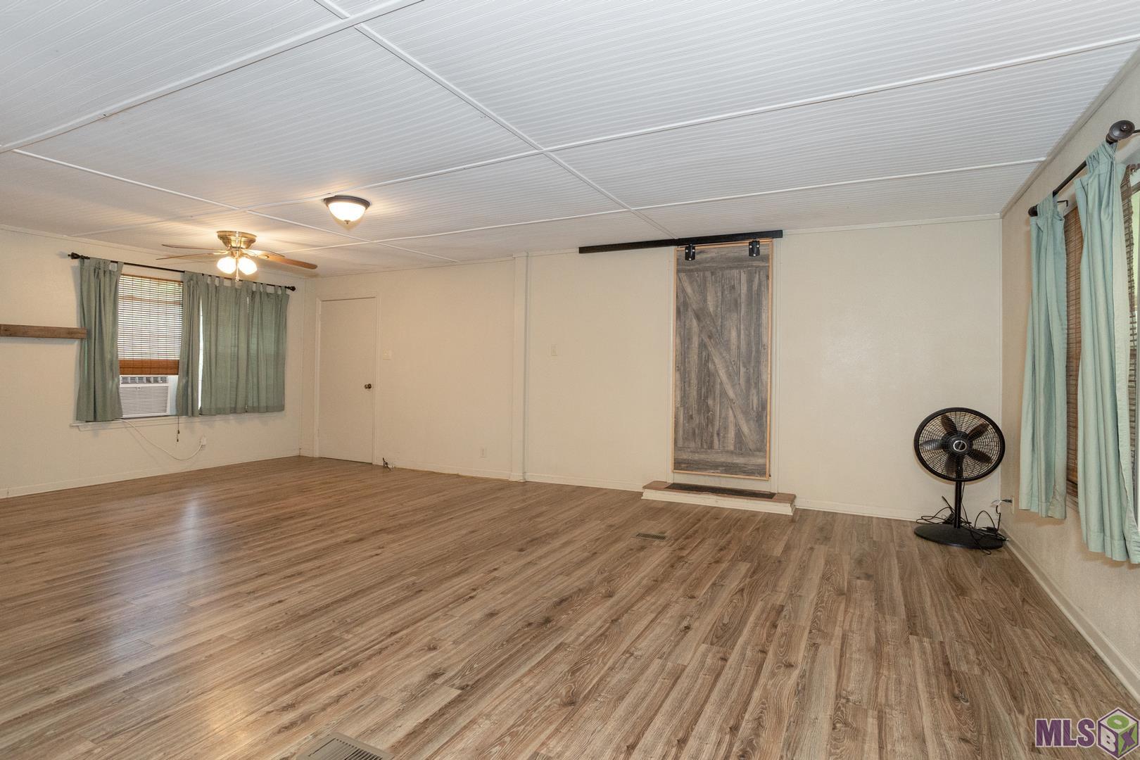 43375 R Daigle Road Gonzales, LA 70737 - Photo 8 of 31 Gallery Image 8