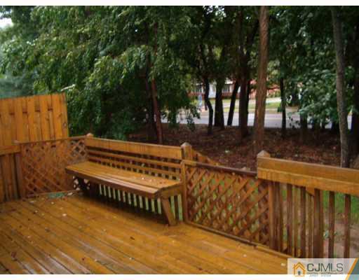 21 Sycamore Road Middlesex, NJ 08846 - Photo 8 of 8 Gallery Image 8