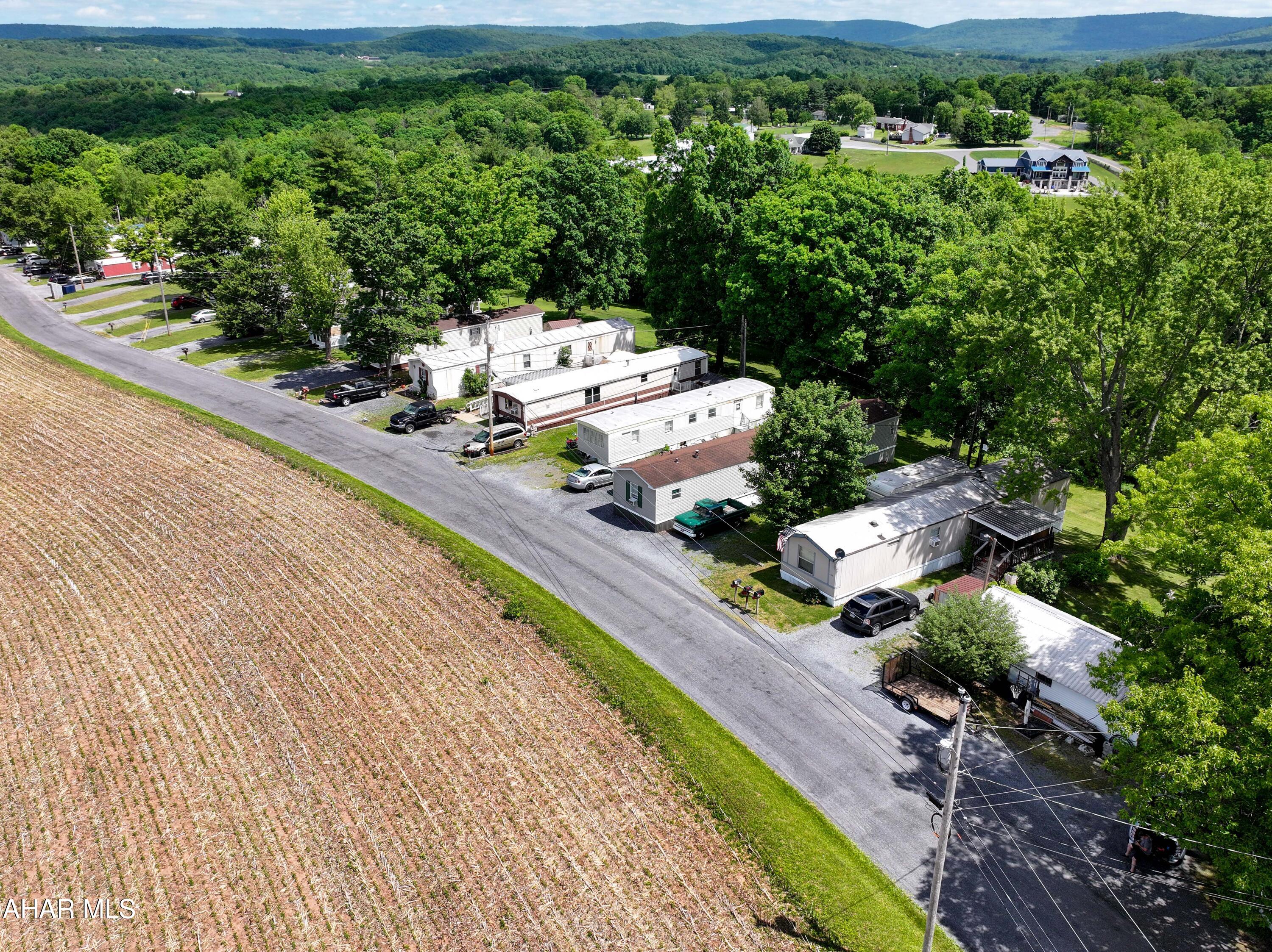 306 Crestview Road Breezewood, PA 15533 - Photo 13 of 17