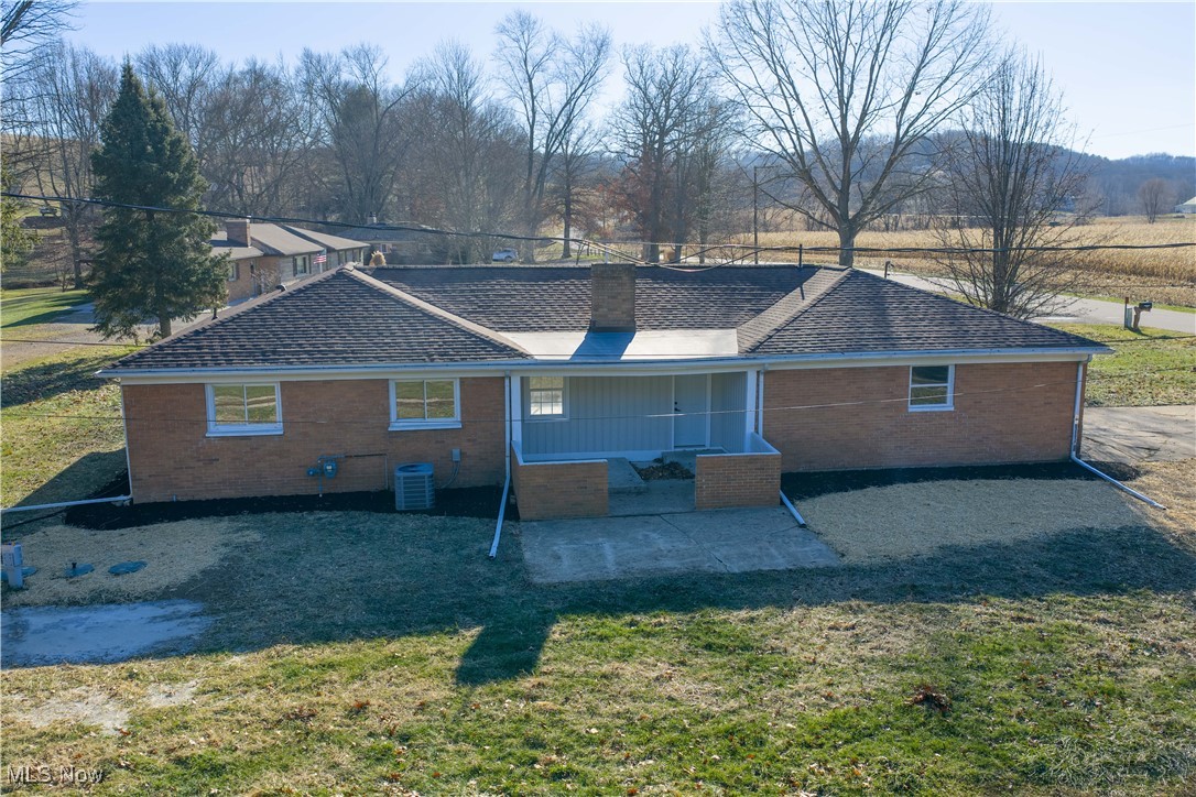 4029 Minard Road Dover, OH 44622 - Photo 2 of 40
