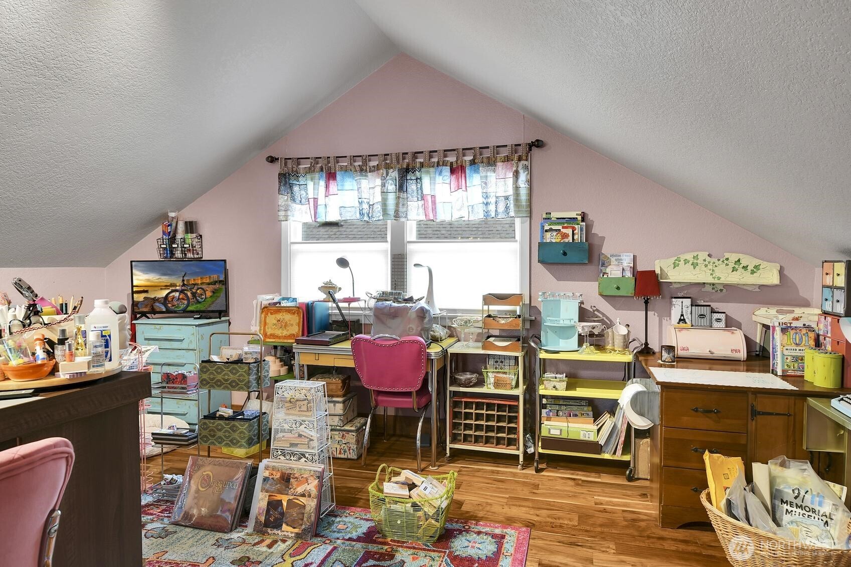 810 33rd Street Everett, WA 98201 - Photo 23 of 39 a living room with lots of furniture and a fireplace