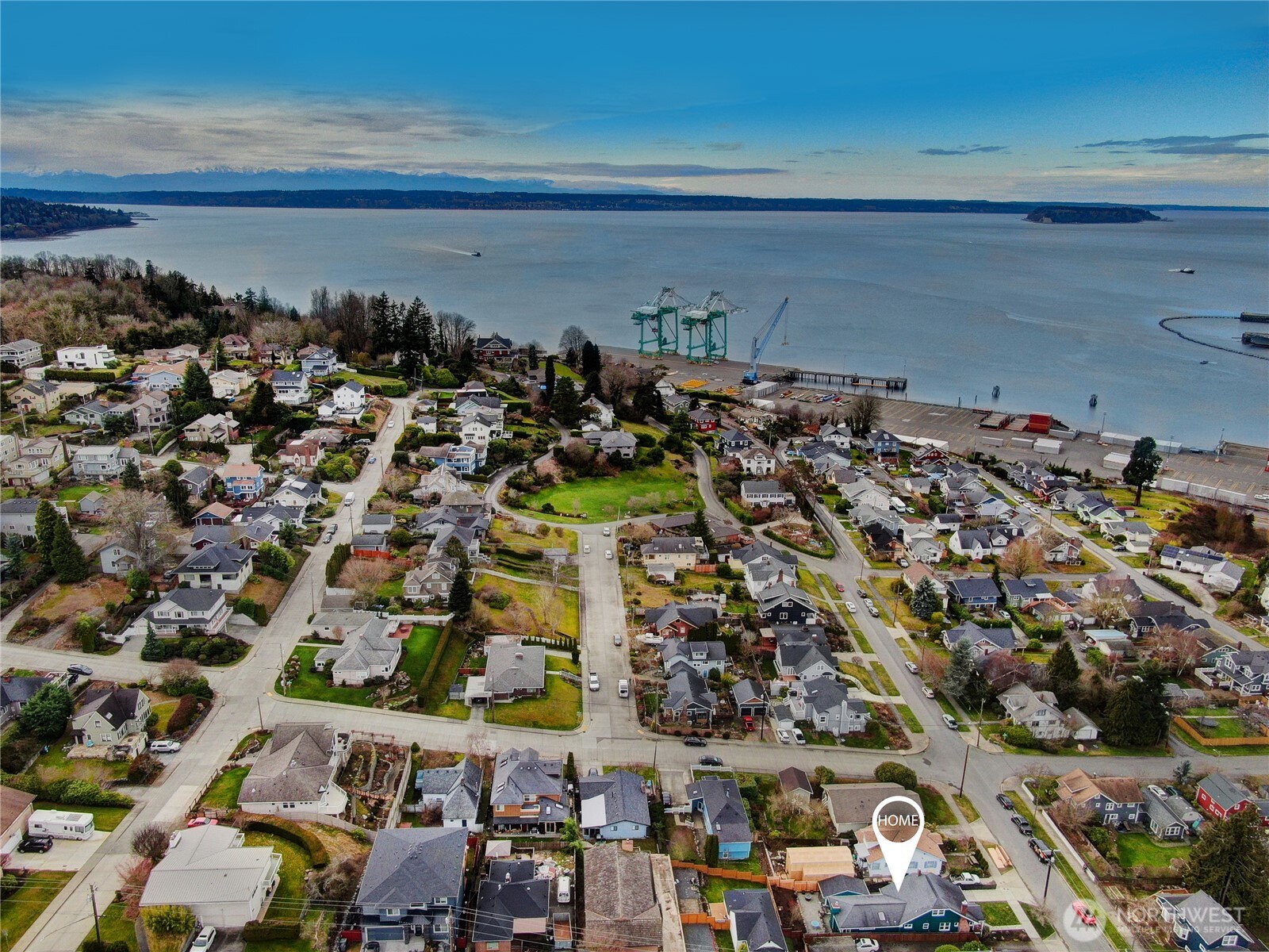 810 33rd Street Everett, WA 98201 - Photo 31 of 39 an aerial view of a city