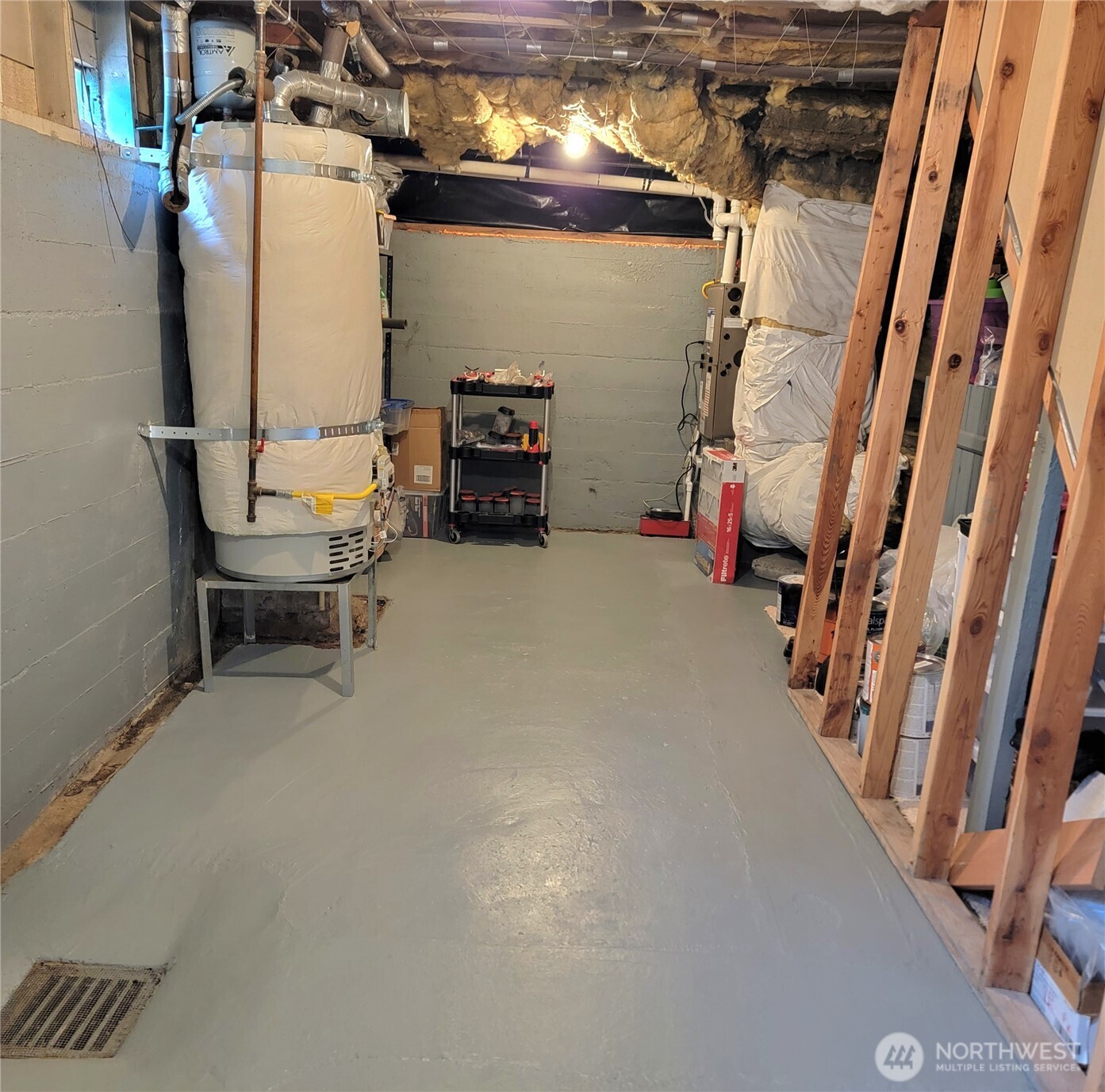 810 33rd Street Everett, WA 98201 - Photo 37 of 39 a view of a room with chairs