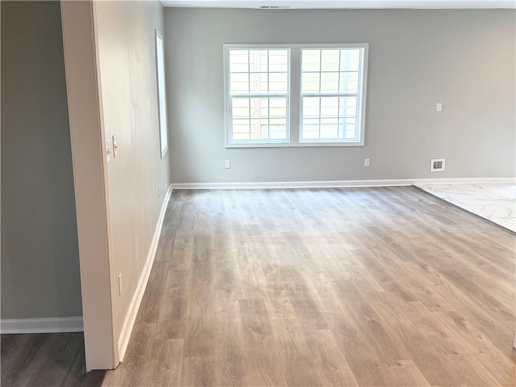 1770 Temple Avenue Atlanta, GA 30337 - Photo 8 of 37
