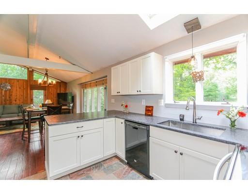 347 Glendale Road Wilbraham, MA 01095 - Photo 7 of 30 Gallery Image 7