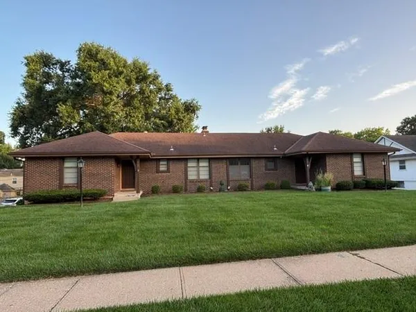 $429,950 | 607-609 East 117th Street, Kansas City, MO 64131