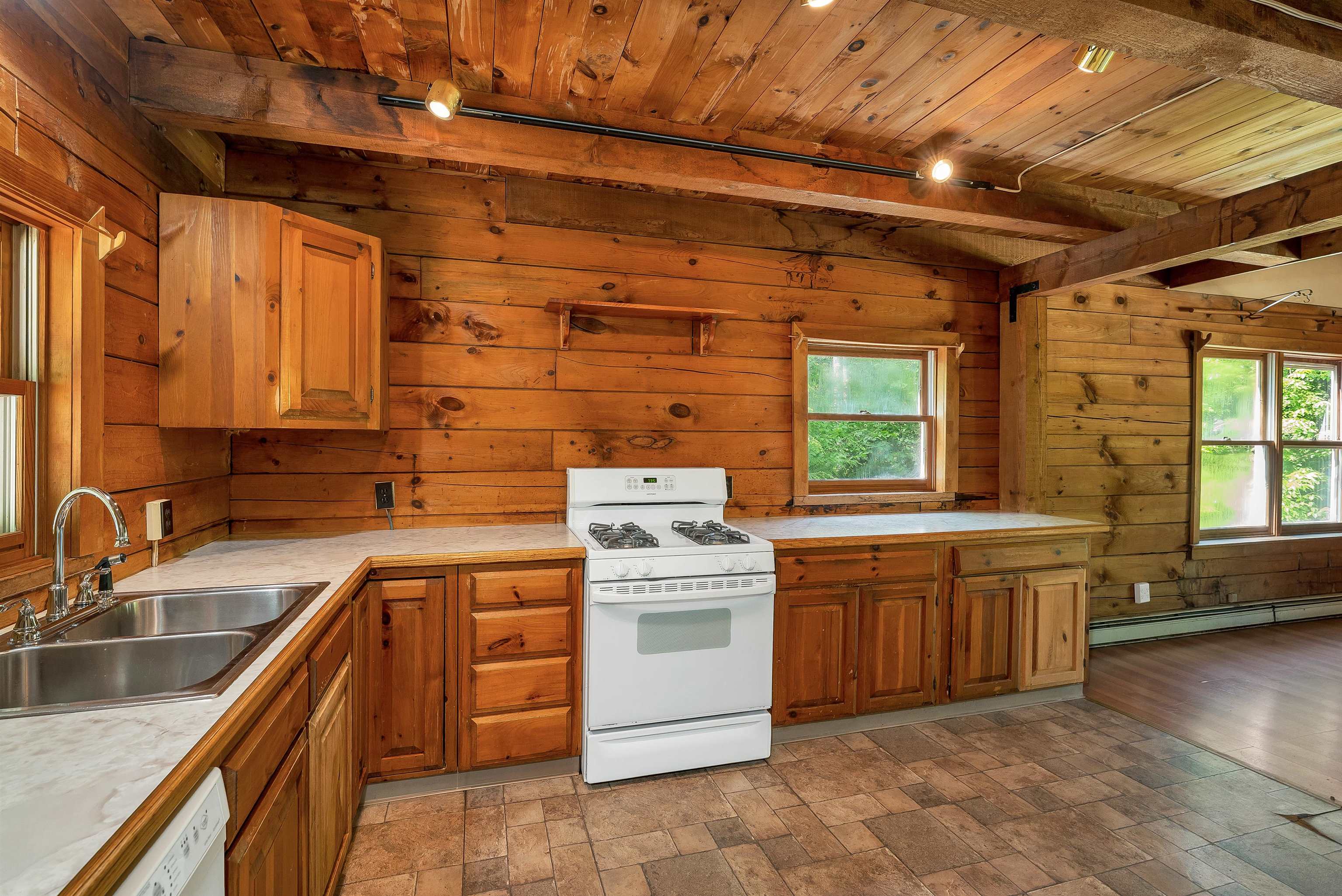 436 Avery Hill Road Alton, NH 03837 - Photo 9 of 25